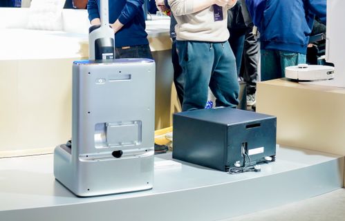 2024清潔電器行業產品趨勢 釋放雙手與融合迭代，照明電器配套賦能