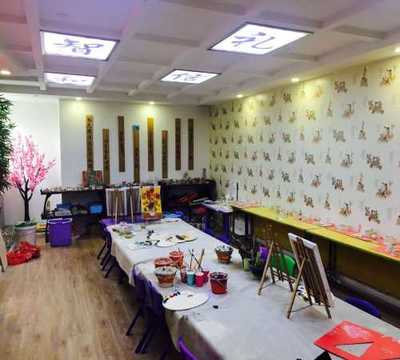 青島市南美術(shù)培訓(xùn)價(jià)格與少兒英語(yǔ)培訓(xùn)的性價(jià)比指南